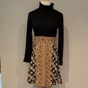 Chic Vintage Black and Block pattern dress - Size small